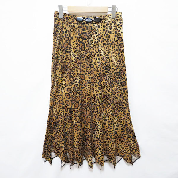 クローゼットは詰め込まずに買取を利用してスッキリ!伊太利屋のスカートを買取いたしました