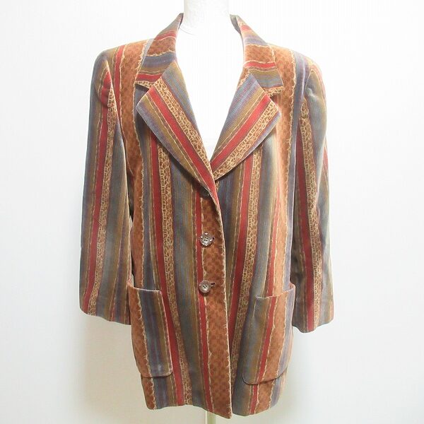 秋冬新作購入前に断捨離！レリアンのジャケットを買取いたしました