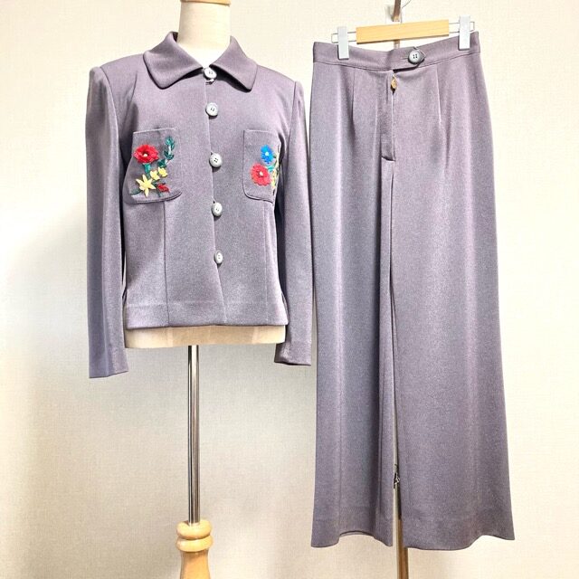 光沢感が眩しい ミズレイコのセットアップを買取しました