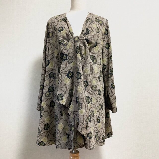 店頭預り買取にて買取しました詩仙堂のジャケット|カーキとお花のバランスがいい