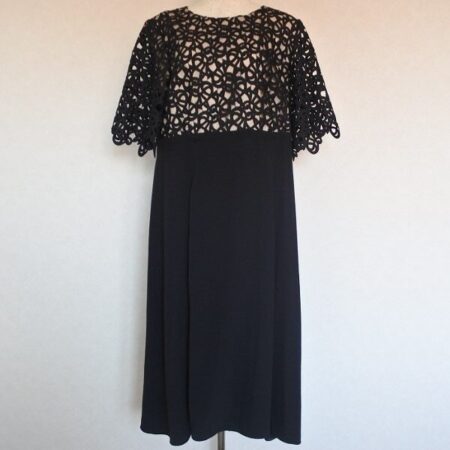 ラピーヌのワンピースを買取しました！綺麗な柄に心躍る