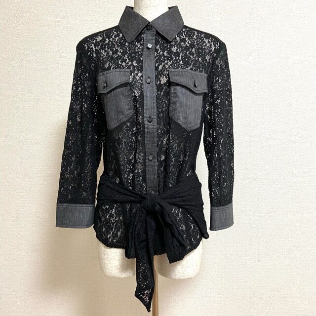 レースにワクワクする インゲボルグのブラウスを買取しました