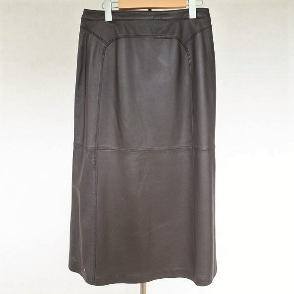 こげ茶とラムレザーのカッコよさ際立つ ヒロコビスのスカートを買取しました