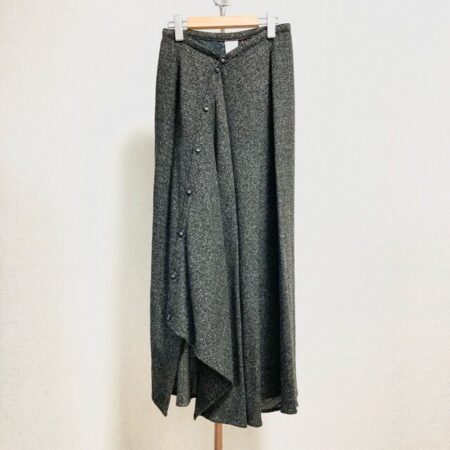 ヒロココシノのスカートを買取しました！変形ロングで楽しくもなる