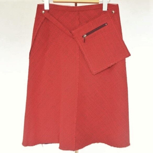 ポーチ付きがレア トランクのスカートを買取しました