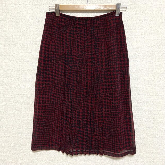 ハナエモリのスカートを出張買取ご利用のお客様より買取しました