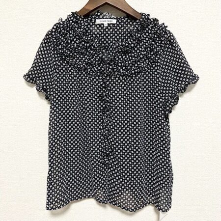 小花とフリルのバランスが最高 ハナエモリのブラウスを買取しました