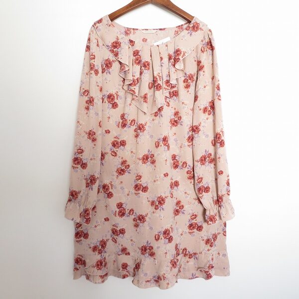 ローズティアラのワンピースを買取しました！花柄の可愛らしさがたまらない