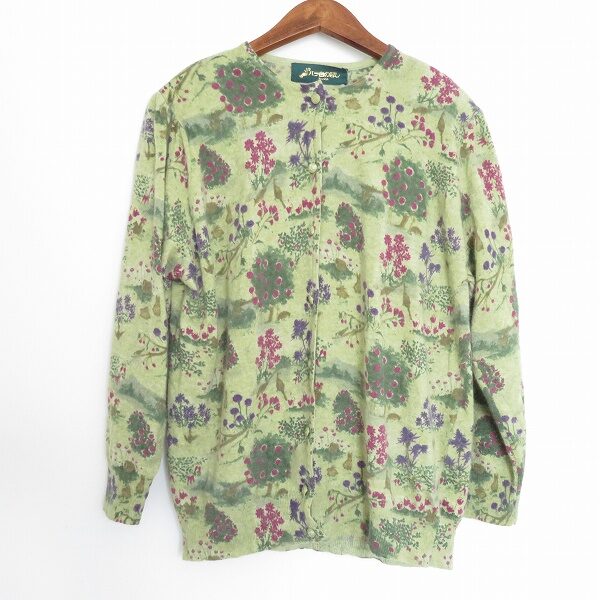 バライロノクラシのカーディガンをお買取！自然豊かな地で遊んでいるかの様