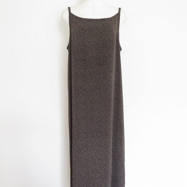 詩仙堂のワンピースを買取しました！キャミソールタイプであっさり着られる