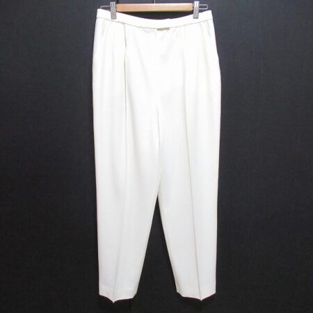 台風時でも買取安心！レリアンのパンツを出張買取いたしました