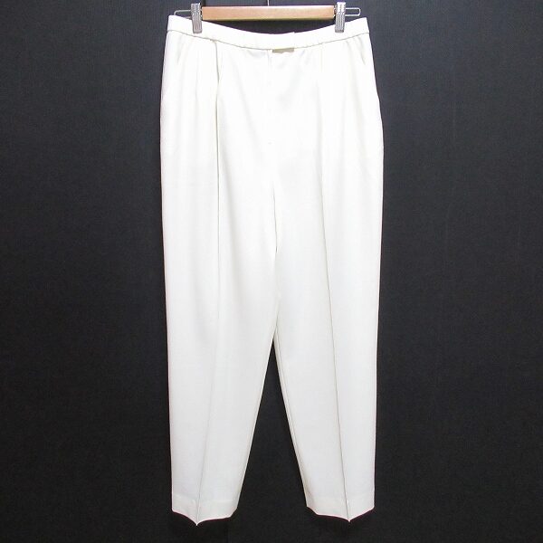 台風時でも買取安心！レリアンのパンツを出張買取いたしました