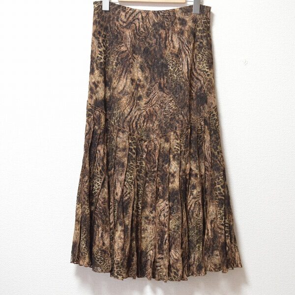 インポートロッサのヒョウ柄スカートを出張買取ご利用のお客様より買取しました