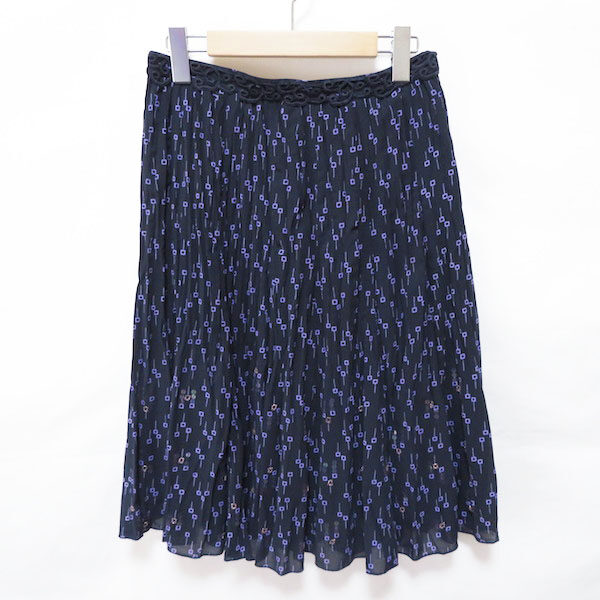 レリアン買取実績豊富なアクイール！レリアンのスカートを買取いたしました