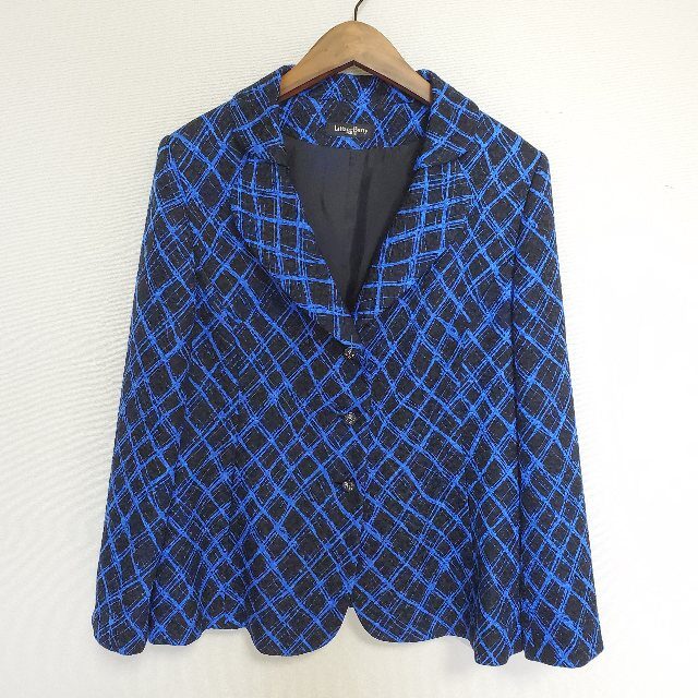 百貨店取扱いブランド、リリアンビューティのジャケットを買取いたしました