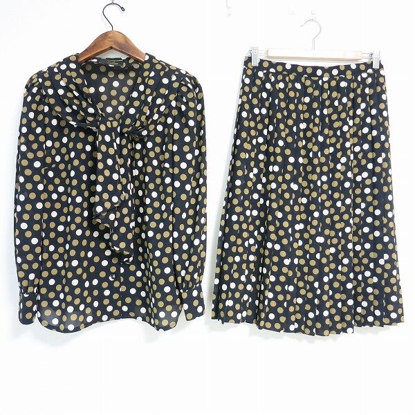 ご自宅で買取が利用できる宅配買取にてレリアンのセットアップを買取いたしました