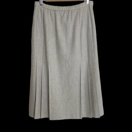 レリアンのスカートを買取しました｜適度なプリーツが洗練された印象を作る