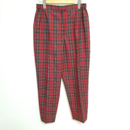 様々なブランド混在で買取OK！レリアンのパンツを買取いたしました