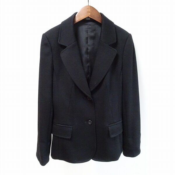 他店では買取不可なお洋服も買取ご相談を!レオナールのジャケットを買取いたしました