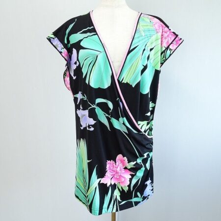 満足いく買取が期待できるレオナールのチュニックを買取いたしました