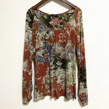 エトロの豪華さ際立つ エトロのカットソーを買取しました