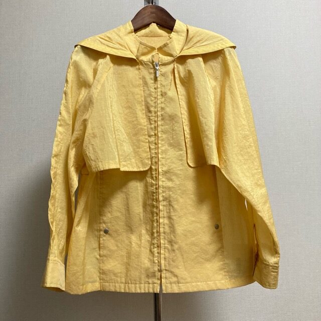 【レリアン】ナイロン製のジップアップジャケットを買取しました