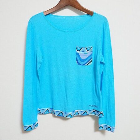 目が覚めるブルーが印象的 レオナールのカットソーを買取しました