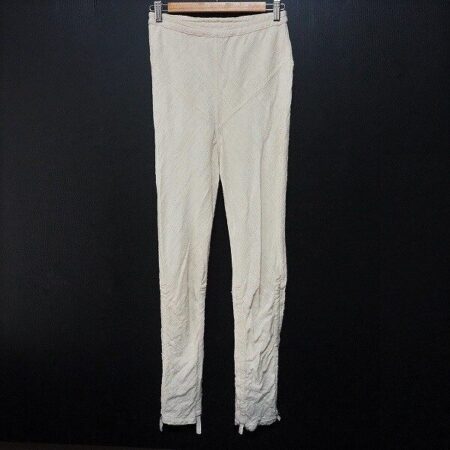 【ウサト】生成り色のパンツを買取しました