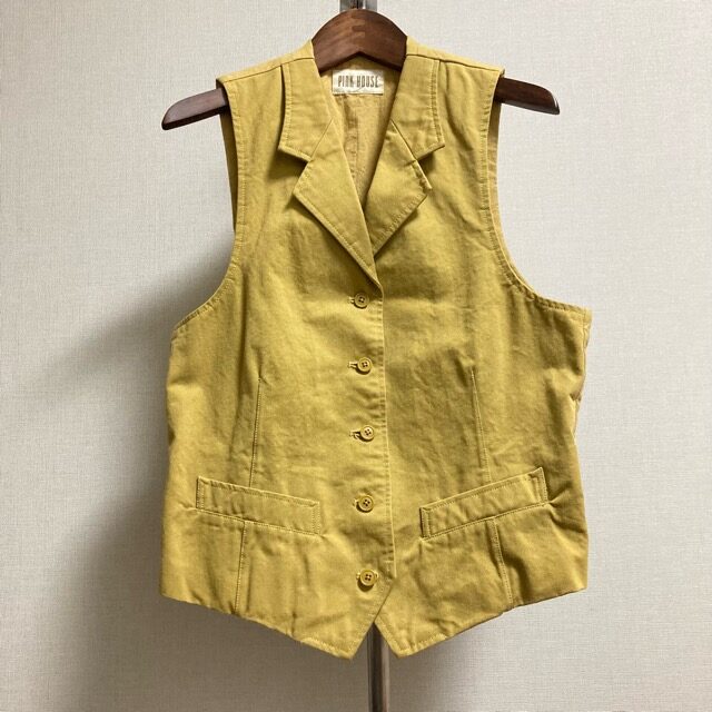 しっとりまとまる黄色がグッド ピンクハウスのジレを買取しました