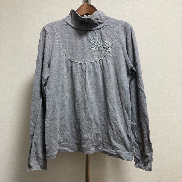 ピンクハウスのカットソーを買取しました|グレーでシック