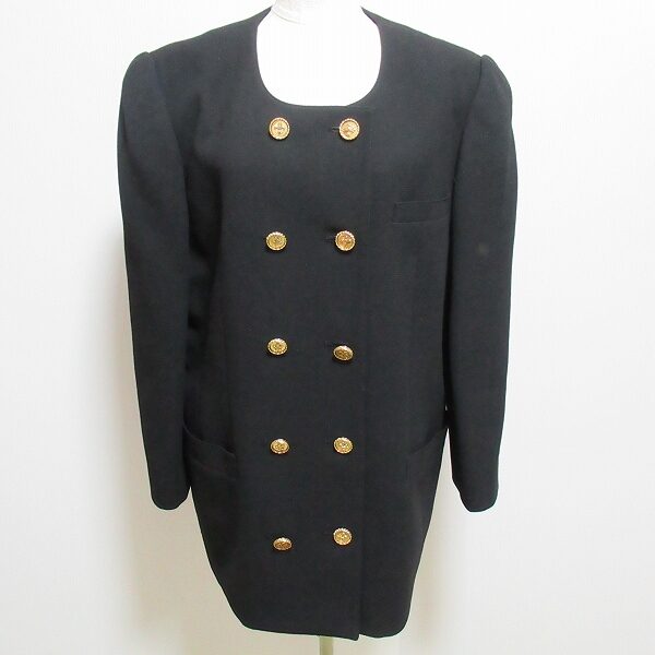 黒と金色ボタンがいいコンビに レリアンのジャケットを買取しました
