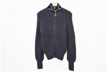 スマートに締まった雰囲気が絶妙 グッチのニットを買取しました