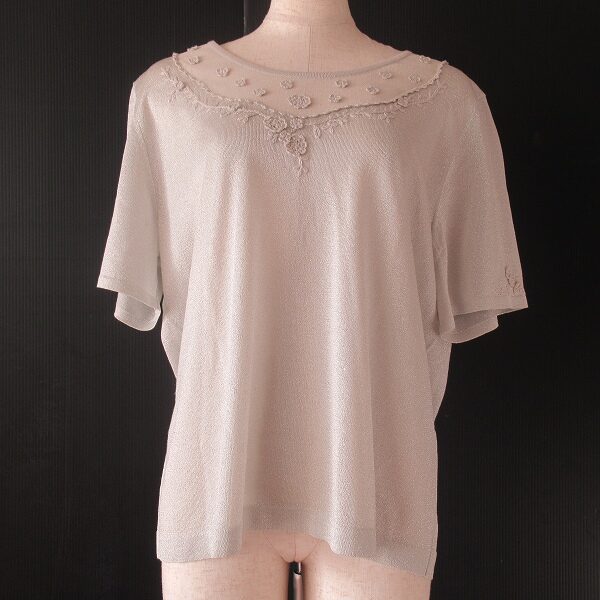 ラメモチーフが煌びやか レリアンのカットソーを買取しました