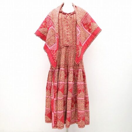 豪華な雰囲気漂う ワンダフルワールドのワンピースを買取しました