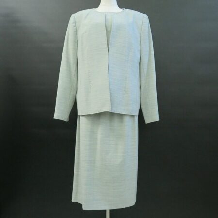 綺麗な色合いにときめく レリアンのセットアップを買取しました