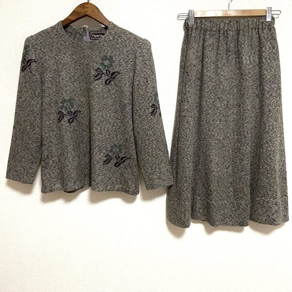 サイトウトヨコ 買取｜齋藤都世子ニット売るなら【アクイール】