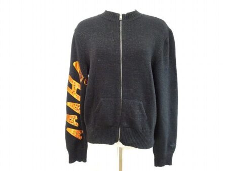 カステルバジャックのニットを買取しました｜黒のカッコよさがいい