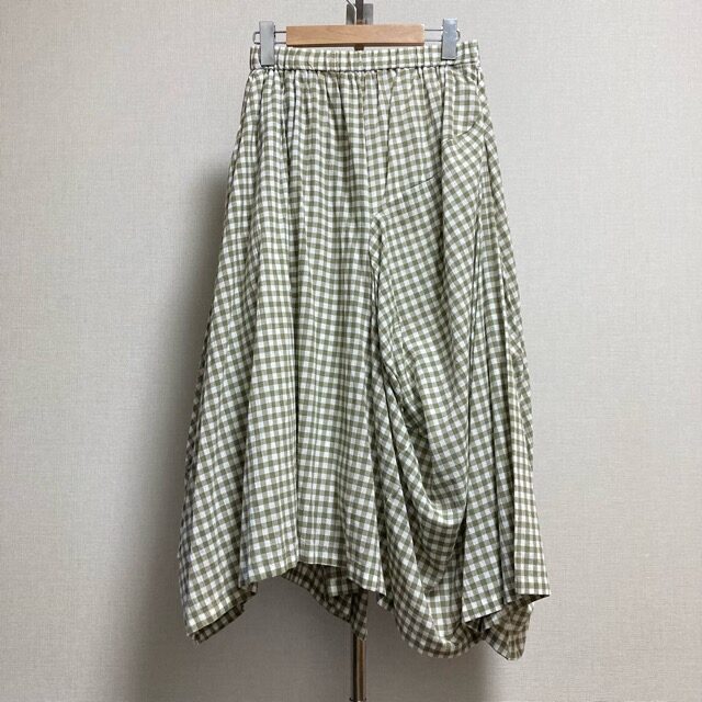 ギンガムチェックが可愛い 慈雨センソユニコのスカートを買取しました