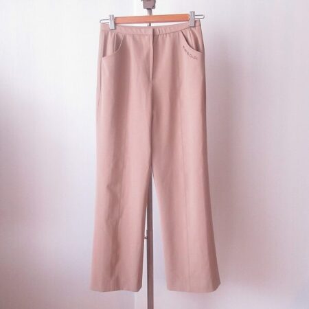 ベージュの綺麗さが続く レリアンのパンツを買取しました