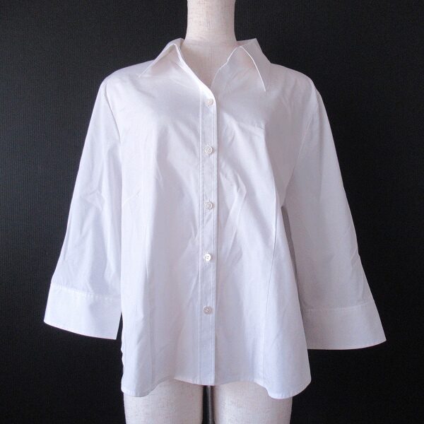 あっさり上品な雰囲気に レリアンのブラウスを買取しました