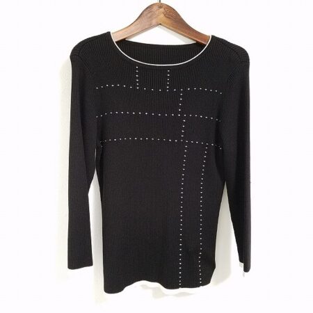 黒のシャープさがたまらない レリアンのカットソーを買取しました