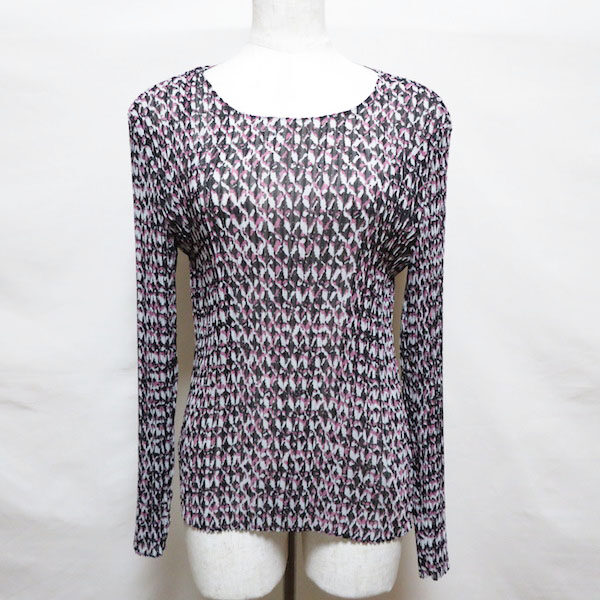 柄の雰囲気も可愛い レリアンのカットソーを買取しました