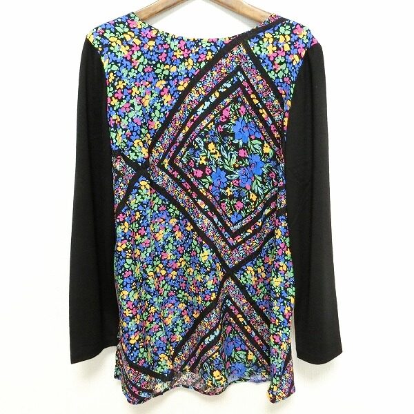 レリアンのチュニックを買取しました｜マルチな柄にトキメク