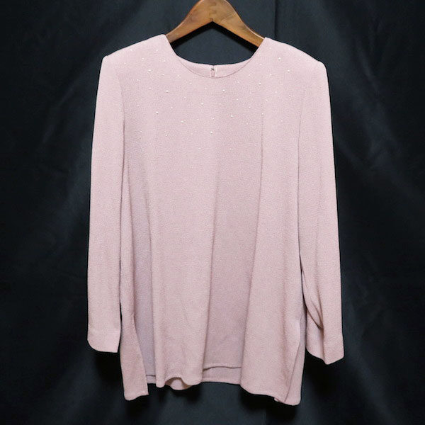 ピンクの可愛さが際立つ 三年坂のチュニックを買取しました