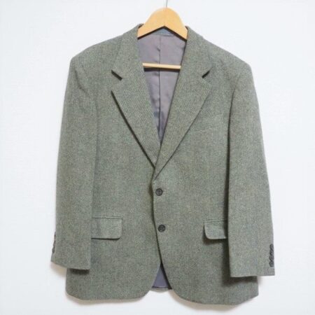 きっちりした印象を作れる バーバリーのアンゴラ モヘヤ混ジャケットを買取しました