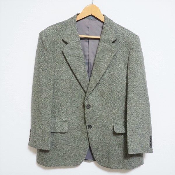 きっちりした印象を作れる バーバリーのアンゴラ モヘヤ混ジャケットを買取しました