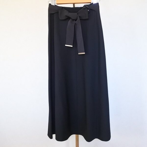 インゲボルグのスカートを買取しました｜リボンの可愛さも目立つ