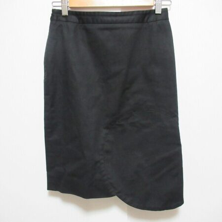 ジバンシィのスカートを買取しました｜華奢でしっかりした印象に