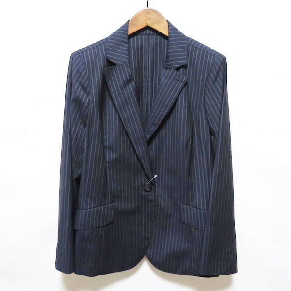 レリアンのジャケットを買取しました｜品よくクールに