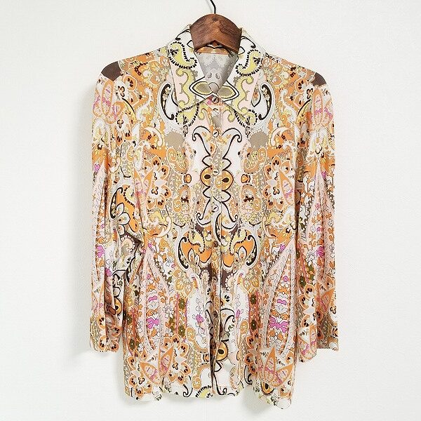 鮮やかな雰囲気 レリアンのブラウスを買取しました